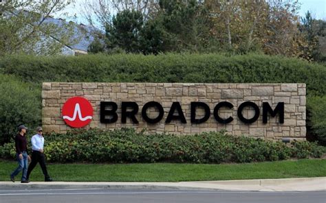 B­r­o­a­d­c­o­m­,­ ­Q­u­a­l­c­o­m­m­ ­a­n­l­a­ş­m­a­s­ı­n­d­a­ ­b­e­k­l­e­n­m­e­d­i­k­ ­g­e­l­i­ş­m­e­!­